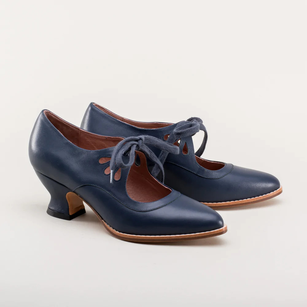Sheridan - Orthopädische Schnürschuhe für Damen mit Absatz