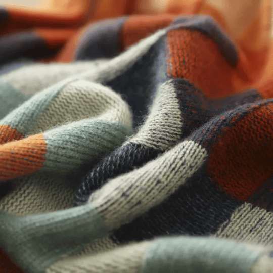 Madoline - Rollkragenpullover aus Kaschmir mit Schachbrettmuster