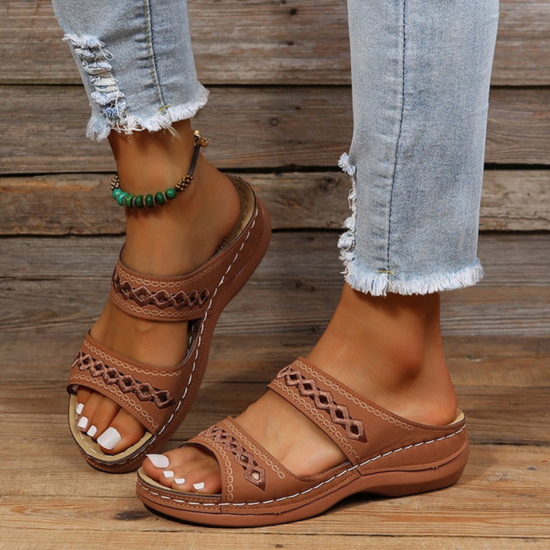 Rhetta - Sommersandalen mit Keilabsatz für Frauen