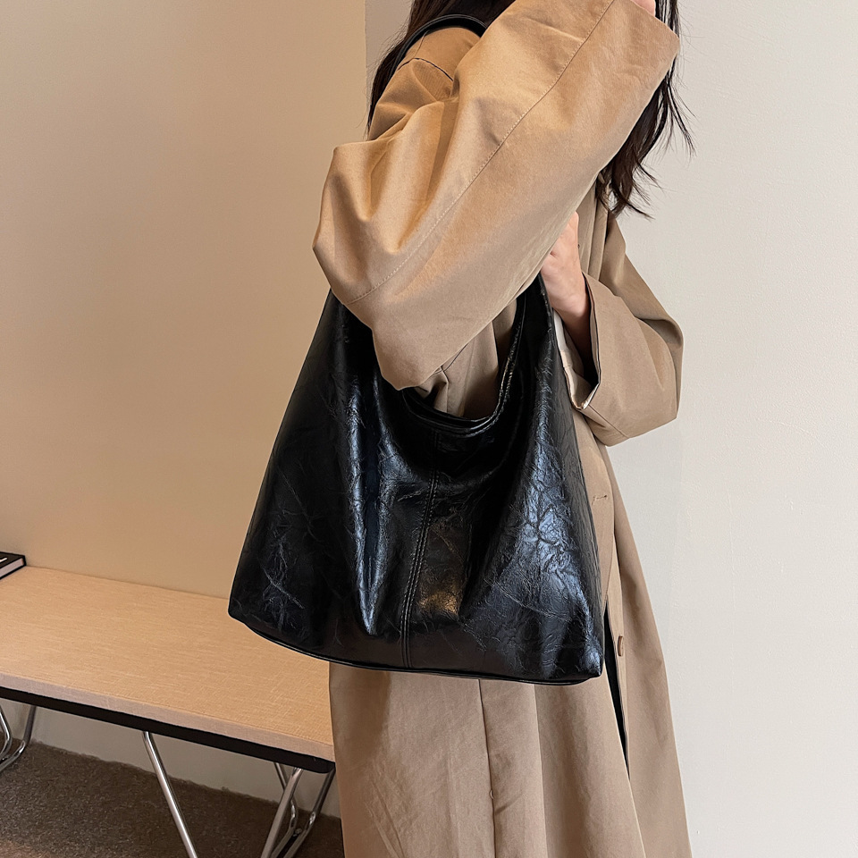 Lavina -  Vintage-Tragetasche für Damen mit viel Platz