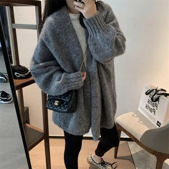 Maya - Kuschelige Strickjacke in Übergröße