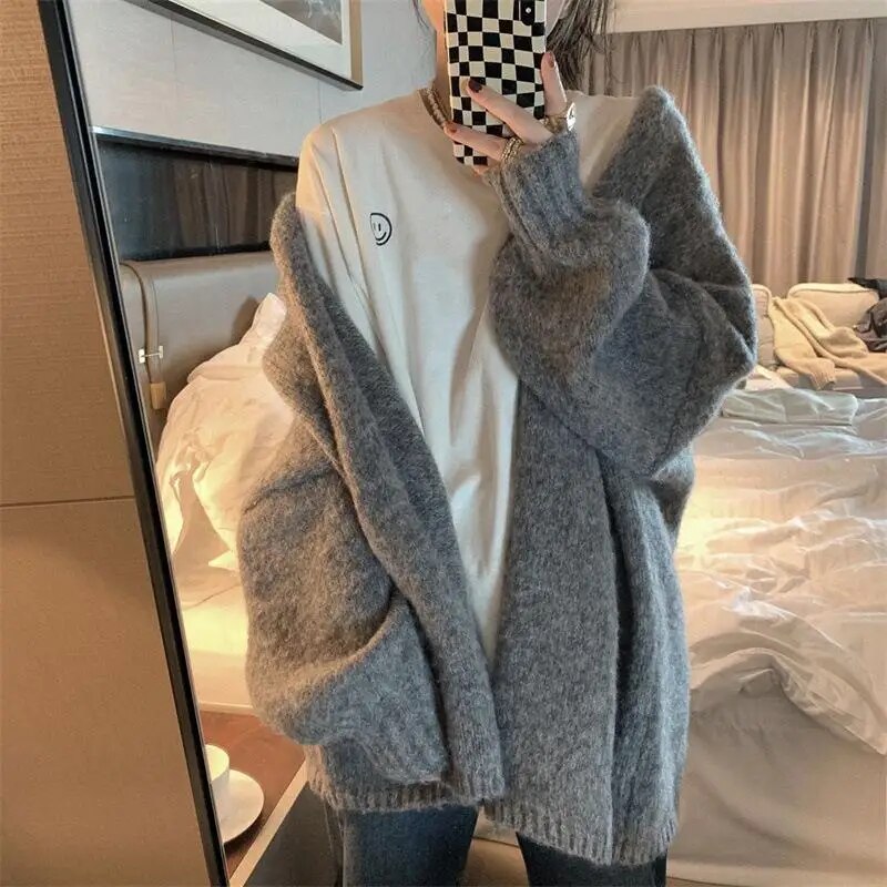 Maya - Kuschelige Strickjacke in Übergröße