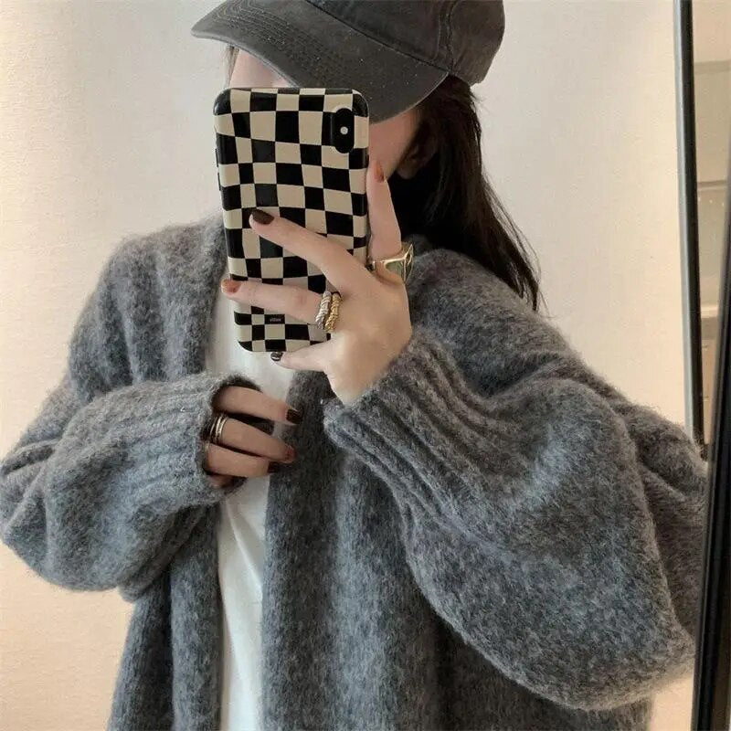 Maya - Kuschelige Strickjacke in Übergröße