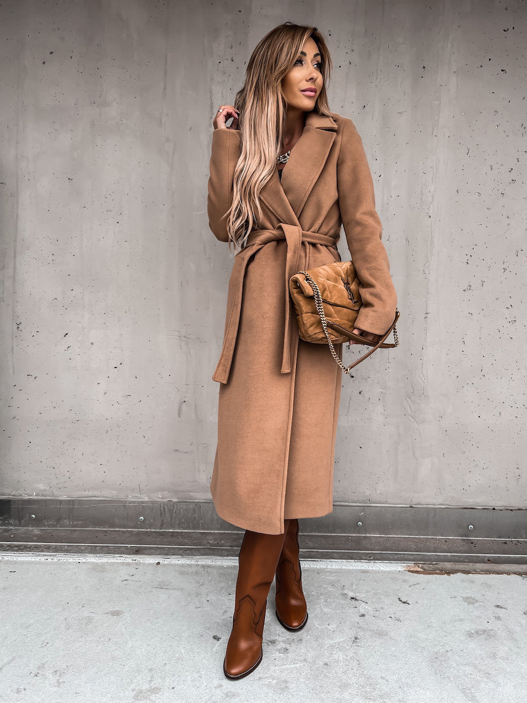 Lydia - Eleganter langer Wintermantel
