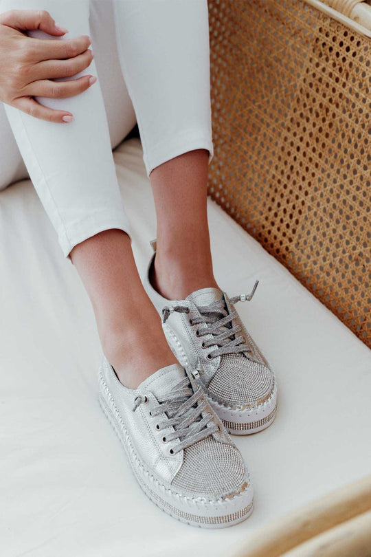 Fiora - Diamantbesetzte Sneakers