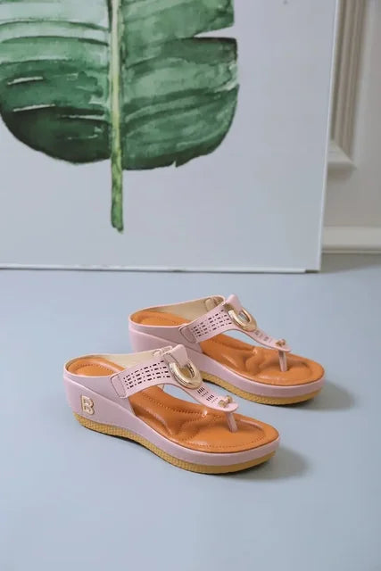 Thora - Bequeme Sommer-Sandalen mit Keilabsatz