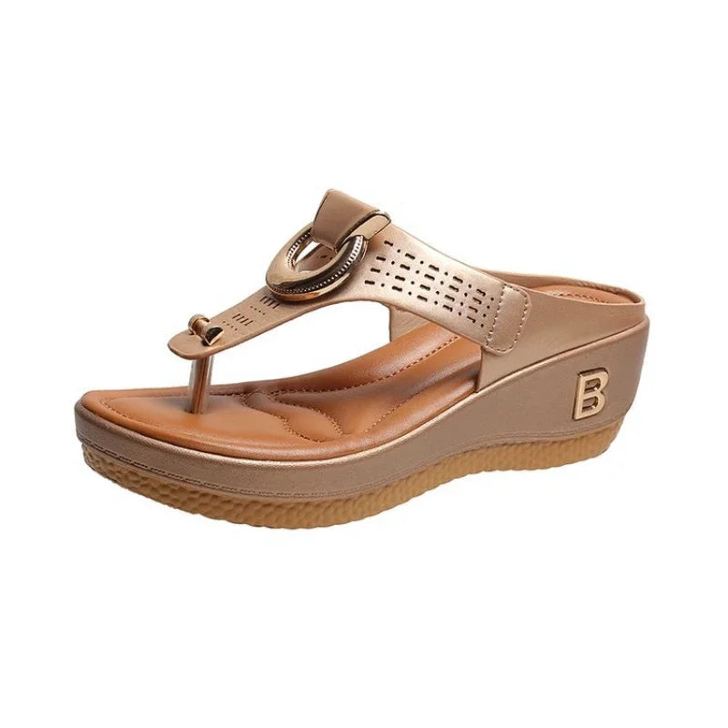 Thora - Bequeme Sommer-Sandalen mit Keilabsatz
