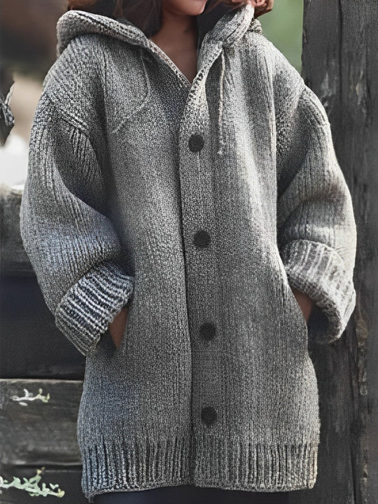 Lorine - Mittellange dicke Kapuzenstrickjacke