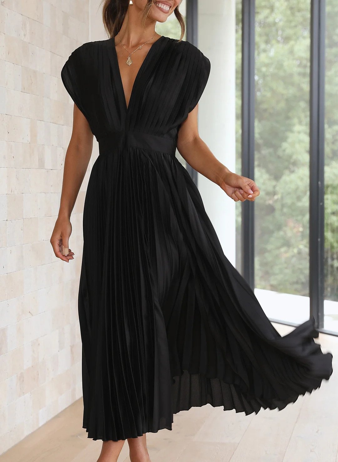 Cordelia - Solides Kurzarm-Maxikleid