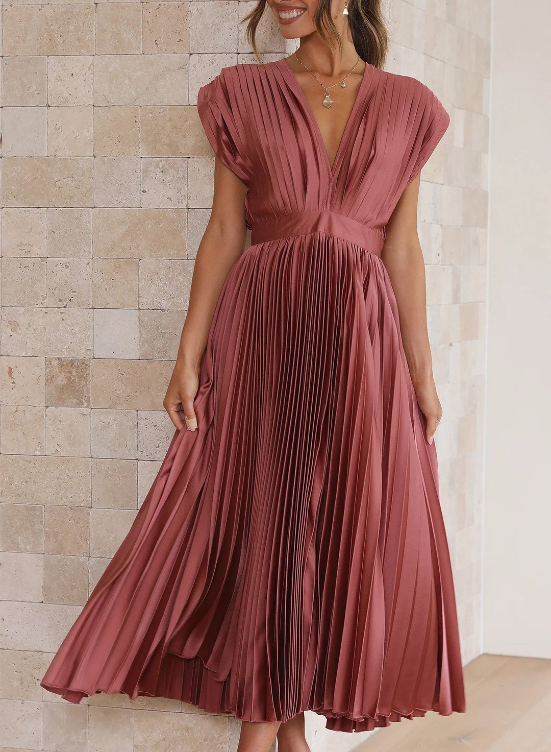Cordelia - Solides Kurzarm-Maxikleid