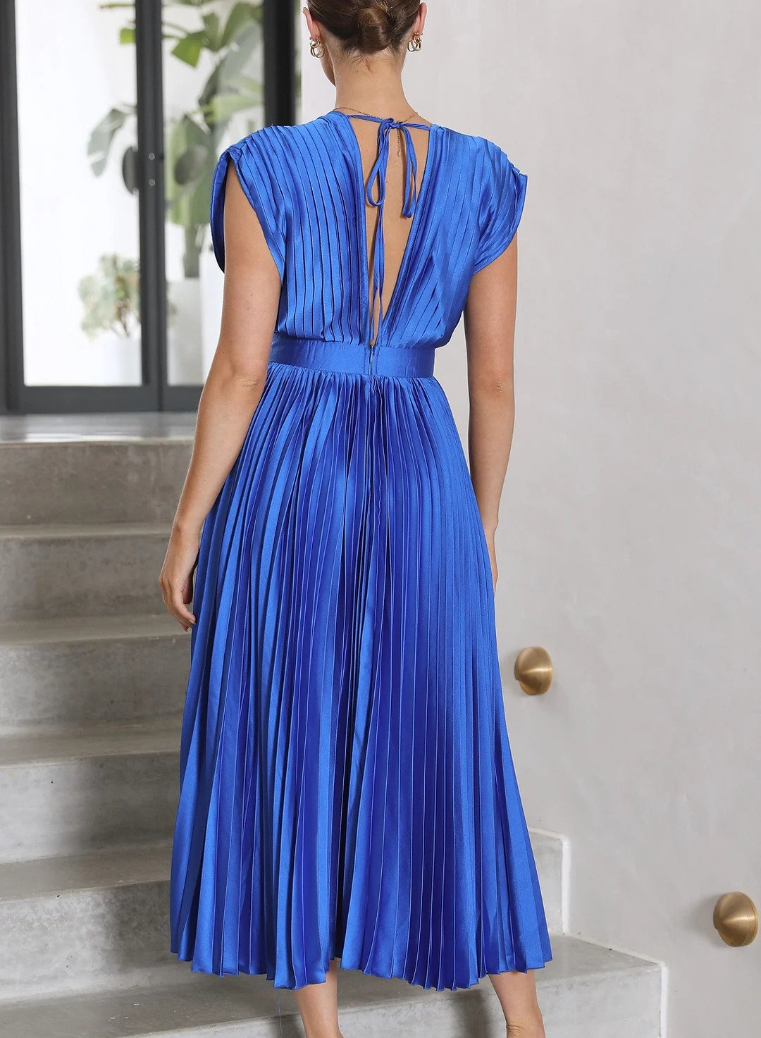 Cordelia - Solides Kurzarm-Maxikleid
